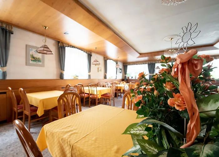 Alpe فندق كنازاي