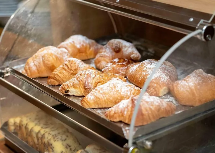 Alpe فندق كنازاي